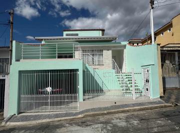 Casa · 164m² · 3 Quartos · 1 Vaga · Sobrado com Piscina na Vila Rosália, 3 Quarto(s), Edícula e Quintal – Próximo ao Lago dos Patos