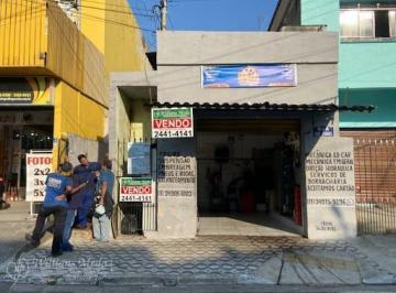 Comercial · 180m² · 1 Vaga · Ponto comercial à venda com salão e mais 4 casas, 180m² por R$600.000,00 em Cocaia, Guarulhos - SP