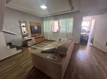Casa · 200m² · 3 Quartos · 2 Vagas · Sobrado com 3 dormitórios e 2 duas vagas à venda, 125m² por R$800.000,00 - Jardim Toscana, Guarulhos
