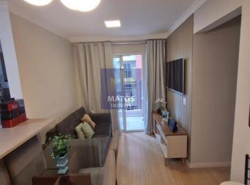 Apartamento de 2 quartos, Carapicuíba · Ótimo Apartamento Equipado Com Piso Laminado - 2°Andar
