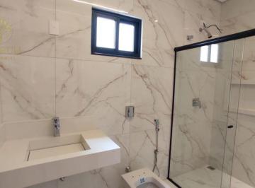 Casa · 148m² · 3 Quartos · 2 Vagas · Casa à venda em Maringá, Jardim Espanha, com 3 quartos, 148 m², com pé-direito duplo e aquecimento s