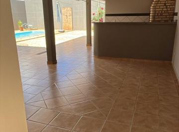 Casa · 271m² · 5 Quartos · 4 Vagas · Casa com 5 quartos e piscina aquecida em terreno de 406 m² por R$ 1 milhão.