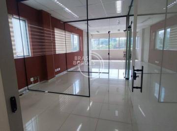 Comercial · 130m² · 2 Vagas · Sala comercial no Edifício Bauhaus – 130m² exclusiva com 2 vagas privativas + vagas rotativas