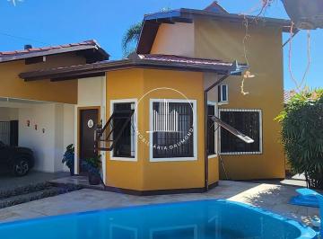 Casa · 235m² · 4 Quartos · 3 Vagas · Casa 4 Quartos com 1 Suíte e 235m² - Real Parque