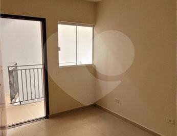 Apartamento · 30m² · 2 Quartos · Apartamento com 2 quartos para locação em Interlagos - SP