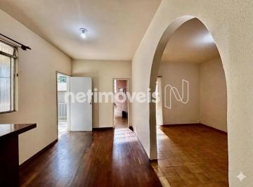 Casa · 162m² · 5 Quartos · Excelente imóvel em lote de 350m²; com duas casas independentes!