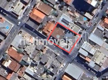 Terreno · 600m² · 4 Quartos · 10 Vagas · Dois lotes residencial e comercial no União