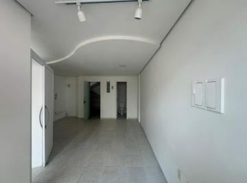 Comercial · 29m² · Sala Comercial para Aluguel no Centro de Balneário Camboriú – Ideal para Seu Negócio