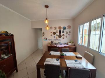 Casa · 185m² · 3 Quartos · 2 Vagas · Sobrado à venda na Saúde com 3 quartos sendo 1 suíte e 2 vagas de garagem..