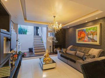 Apartamento · 117m² · 2 Quartos · 1 Vaga · Apartamento térreo 2 dormitórios 1 suíte 117m² 1 vaga no bairro Petrópolis