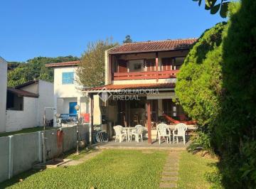 Casa · 175m² · 3 Quartos · 2 Vagas · CASA PÉ NA AREIA EM JURERÊ (CROA) - ONDE O SEU QUINTAL É O MAR!