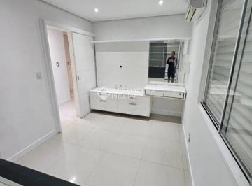 Apartamento · 46m² · 2 Quartos · Belo Apartamento com excelente localização.