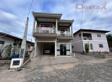Casa · 200m² · 2 Quartos · 2 Vagas · Casa no Centro  -  Antônio Carlos