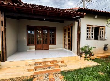 Imagem 1 · Casa de 224m² com 04 quartos, sendo 01 suíte à venda no Jardim América - Goiânia - GO