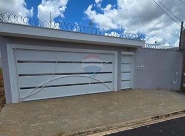 Casa · 198m² · 3 Quartos · 3 Vagas · Casa Jardim Piratininga II