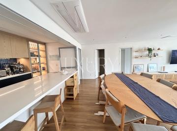 1 · Apartamento com 175 m², 3 quartos sendo 3 suítes à venda no bairro Itaim Bibi.