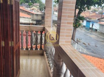 Foto 01 · Casa para locação com 60 m², 2 quartos (1 com sacada), sala, cozinha, banheiro e 1 vaga. Entrada, ch