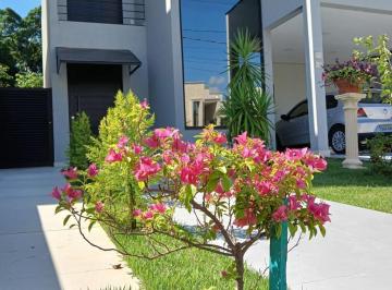 imagem · Casa à venda em Indaiatuba, Jardins Di Roma, com 3 suítes, com 190 m²