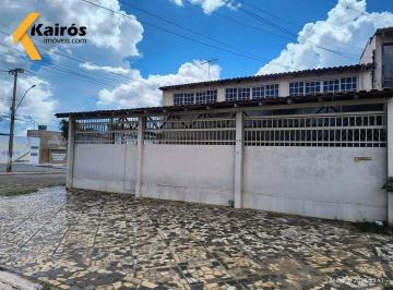 5c8139cb2c38396bde9cfb476f5ee89b52de80b5 · Casa comercial em terreno de esquina + loja com estacionamento. Saiba mais: (61) 9.8300-2010.
