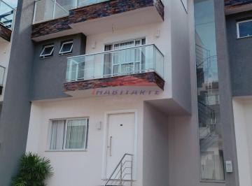 Foto 01 · Imperdível Sobrado à Venda em Curitiba-PR, Bairro Uberaba: 3 Quartos, 1 Suíte, 1 Sala, 3 Banheiros, 