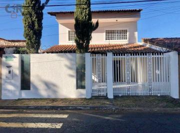 d6760d10887168eec4ae6231e40606d076115f88 · Sobrado com 5 dormitórios à venda, 208 m² por R$ 650.000,00 - Vila Alvorada - Goiânia/GO
