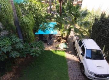 2bb458b22bdcb78da11a722cc0945653c2480917 · Casa em Local Privilegiado no Setor Oeste