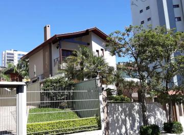 Casa · 240m² · 3 Quartos · 2 Vagas · Casa 3 pisos no Panazzolo