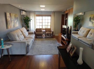 Casa · 300m² · 3 Quartos · 2 Vagas · Excelente casa com 03 suíte, espaço gourmet com churrasqueira, living com lareir