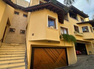 Casa · 235m² · 3 Quartos · 2 Vagas · Casa em Condomínio com Espaço Gourmet, Piscina e 3 Dormitórios – Zona Sul