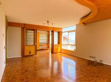 Apartamento · 194m² · 3 Quartos · 1 Vaga · Apartamento com muito conforto e ótima iluminação no Moinhos de Vento