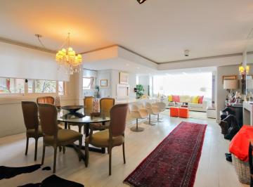 Apartamento · 152m² · 3 Quartos · 2 Vagas · Apartamento em Menino Deus