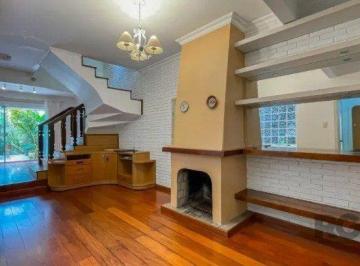 Casa · 223m² · 3 Quartos · 2 Vagas · Ótima Oportunidade de Venda - Entre em Contato Conosco