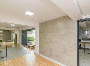 Casa · 337m² · 4 Quartos · 2 Vagas · Casa a venda, 4 quartos, 2 vagas, 4 banheiros, Bairro Chacara das Pedras, em Por