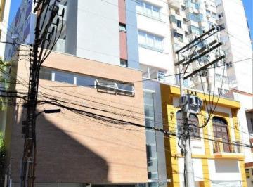 Apartamento · 89m² · 2 Quartos · 2 Vagas · Excelente apartamento 2 dormitórios com garden e duas vagas no Bom Fim