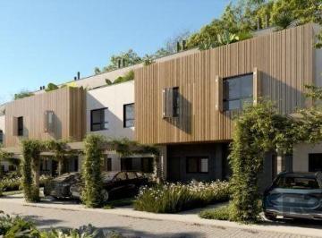 Casa · 306m² · 3 Quartos · 2 Vagas · Casa em condomínio com 3 suítes, 4 Banheiros e 2 Vagas no Bairro Vila Conceição