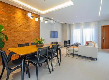 Casa · 250m² · 3 Quartos · 2 Vagas · Casa em condominio, com espaçp e segurança para sua familia!