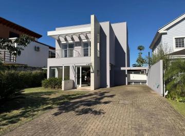 Casa · 269m² · 3 Quartos · 4 Vagas · Casa no TerraVille com 3 dormitórios sendo 2 suítes.