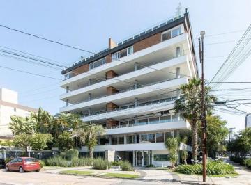 Apartamento · 230m² · 3 Quartos · 3 Vagas · Apartamento em Menino Deus