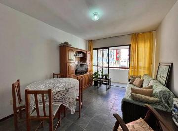 Apartamento · 61m² · 2 Quartos · Apartamento semi mobiliado de 02 dormitórios no Centro em Torres RS