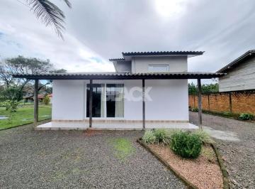 Casa · 140m² · 3 Quartos · 2 Vagas · Casa com amplo terreno Torres RS