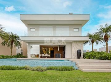 Casa · 431m² · 4 Quartos · 4 Vagas · Casa com piscina no Reserva das Águas em Torres RS