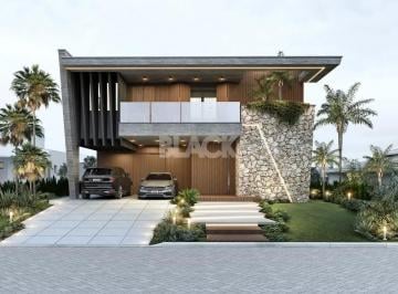 Casa · 423m² · 5 Quartos · 2 Vagas · Casa à venda - em Torres