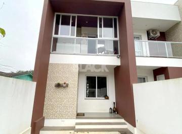 Casa · 94m² · 2 Quartos · 1 Vaga · Casa geminada no Centenário em Torres RS