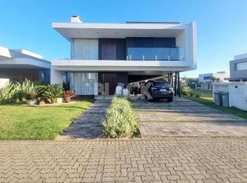 Casa · 374m² · 3 Quartos · 2 Vagas · Casa mobiliada no Reserva das Águas em Torres RS