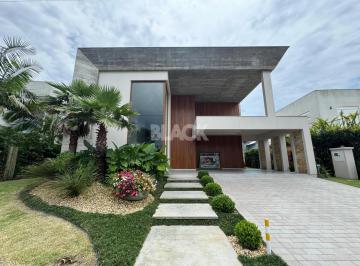 Casa · 360m² · 4 Quartos · 4 Vagas · Casa com 4 suítes no Condomínio Ocean Side em Torres RS