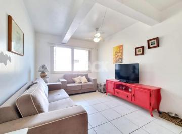 Apartamento · 64m² · 2 Quartos · 1 Vaga · Apartamento térreo no Centro de Torres RS