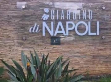 Imagem · CASA A VENDA NO BAIRRO CABRAL  - CONDOMÍNIO NAPOLI - COM PISCINA, QUADRA E ESPAÇO GOURMET