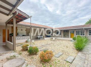 Casa · 360m² · 2 Quartos · 1 Vaga · Casa com 1 Suíte + 1 Quarto - São Luís