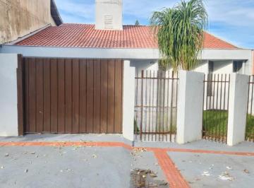 Casa · 460m² · 3 Quartos · 4 Vagas · Casa para alugar em Londrina, Iguaçu, com 3 quartos, com 460 m²