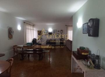 Casa · 300m² · 3 Quartos · 2 Vagas · Sobrado á venda no Campo Belo com 3 dormitórios e uma suíte.